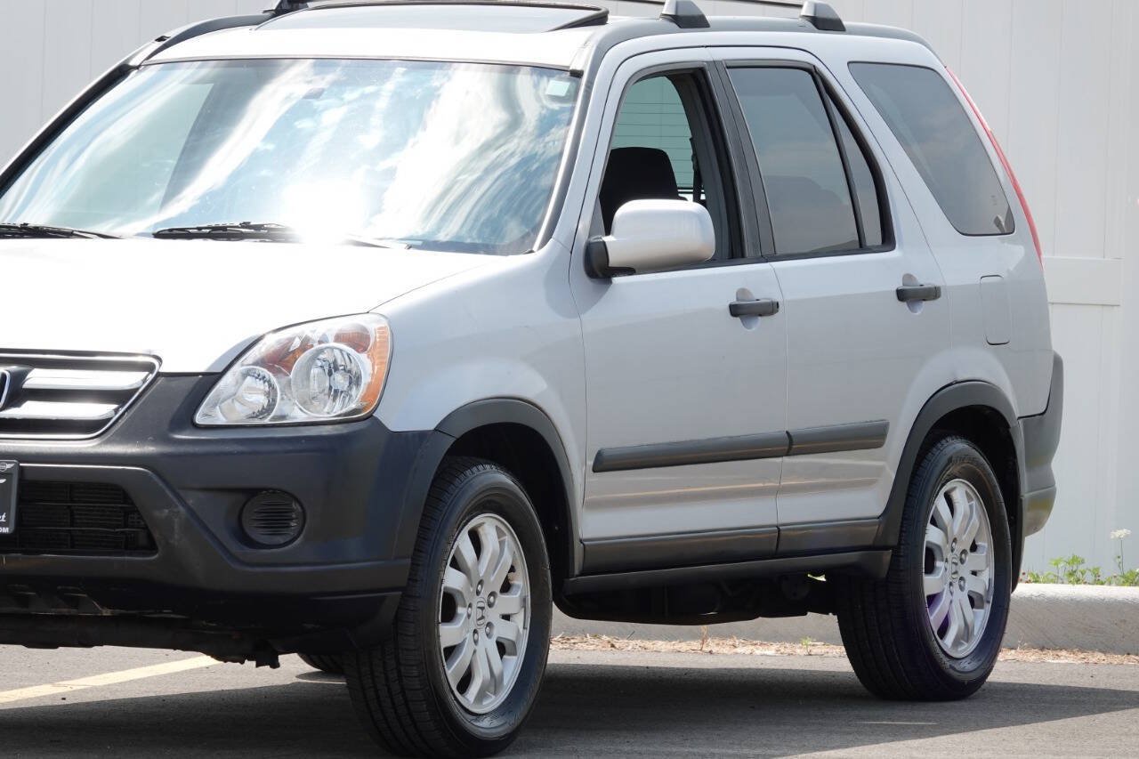Used 2005 Honda CR-V EX image 47