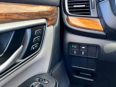 Used 2020 Honda CR-V EX-L image 32