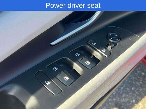 Used 2023 Hyundai Elantra Limited image 17