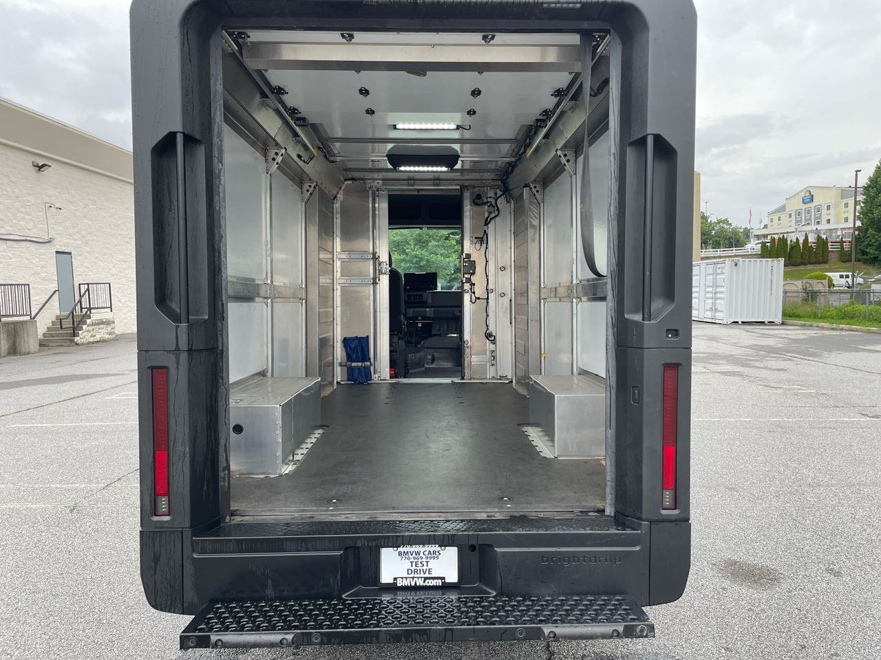 Used 2024 Chevrolet Brightdrop 600 w/ Commercial Equipment Package AWD/4WD image 16