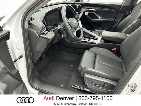 Used 2025 Audi Q5 Premium w/ Premium Plus AWD/4WD image 11