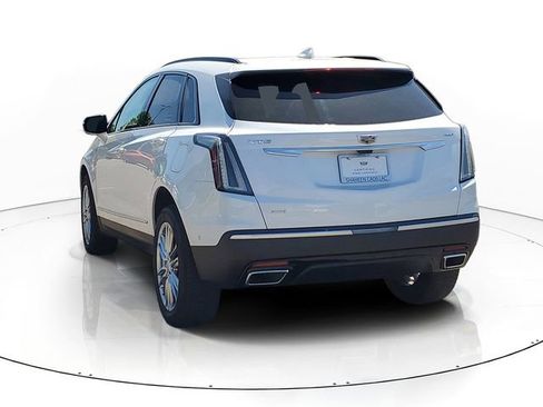 Used 2022 Cadillac XT5 Sportv w/ Technology Package AWD/4WD image 4