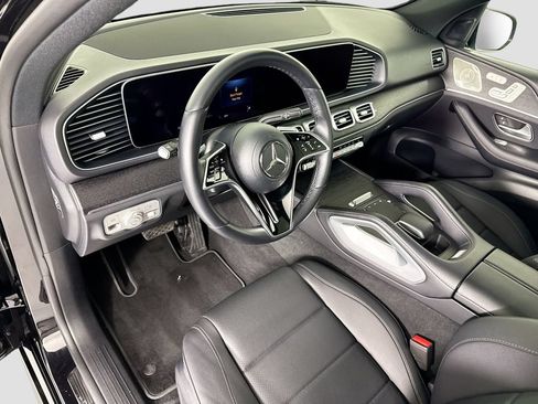 Certified 2025 Mercedes-Benz GLE 350 4MATIC w/ AMG Line Exterior image 9