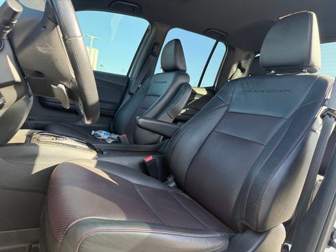Used 2022 Honda Ridgeline Black Edition image 4