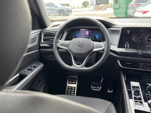 New 2026 Volkswagen Atlas Cross Sport SEL R-Line AWD/4WD image 25