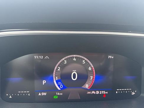 New 2025 Volkswagen Taos SE image 9