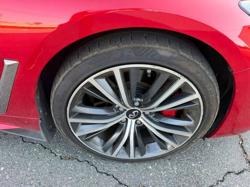 Used 2017 INFINITI Q60 Red Sport 400 AWD/4WD image 28