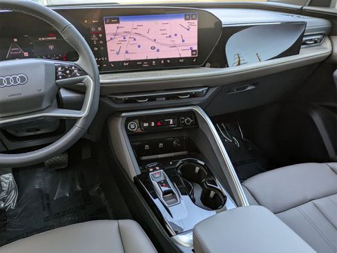 New 2025 Audi Q5 Premium Plus image 6