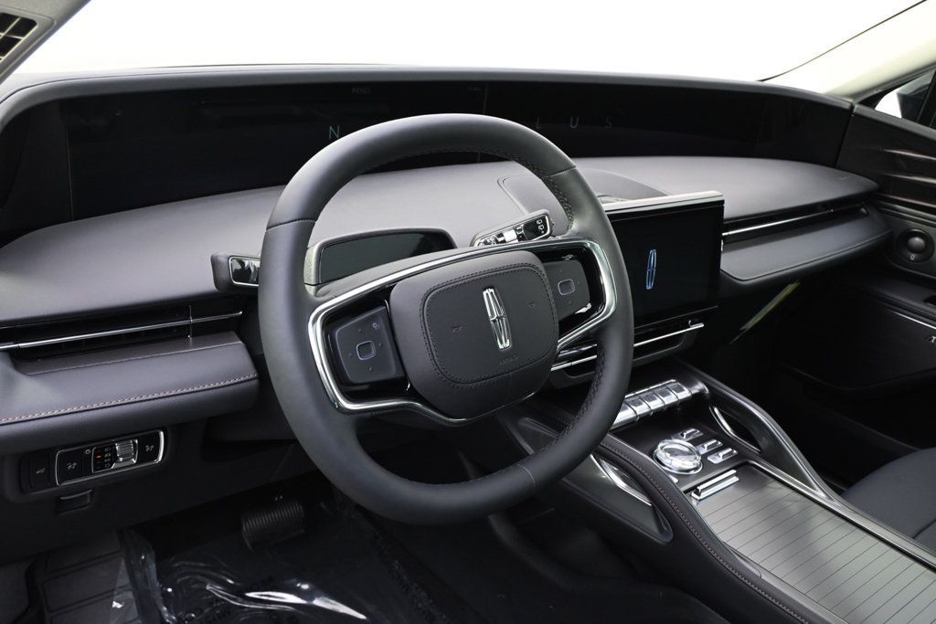 New 2026 Lincoln Nautilus Premier w/ Equipment Group 102A AWD/4WD image 11