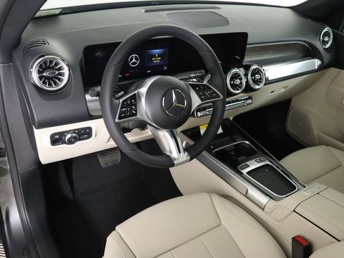 Certified 2026 Mercedes-Benz GLB 250 image 10