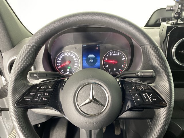 Used 2025 Mercedes-Benz Sprinter 2500 image 18