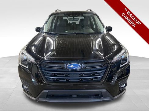 Used 2023 Subaru Forester Premium AWD/4WD image 10
