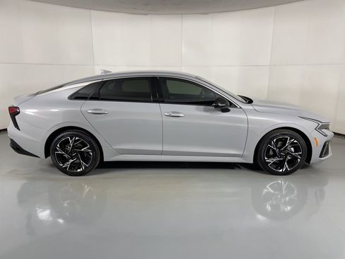 New 2026 Kia K5 GT-Line image 9