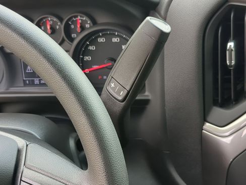 Used 2025 Chevrolet Silverado 1500 W/T w/ WT Value Package image 20