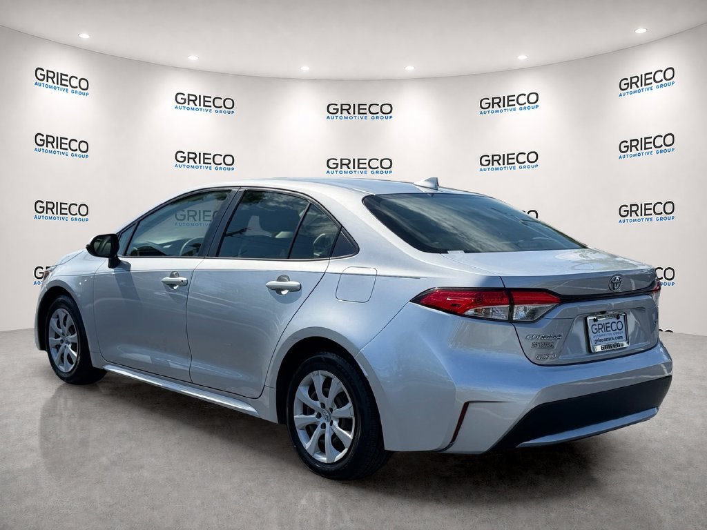 Used 2022 Toyota Corolla LE FWD image 5