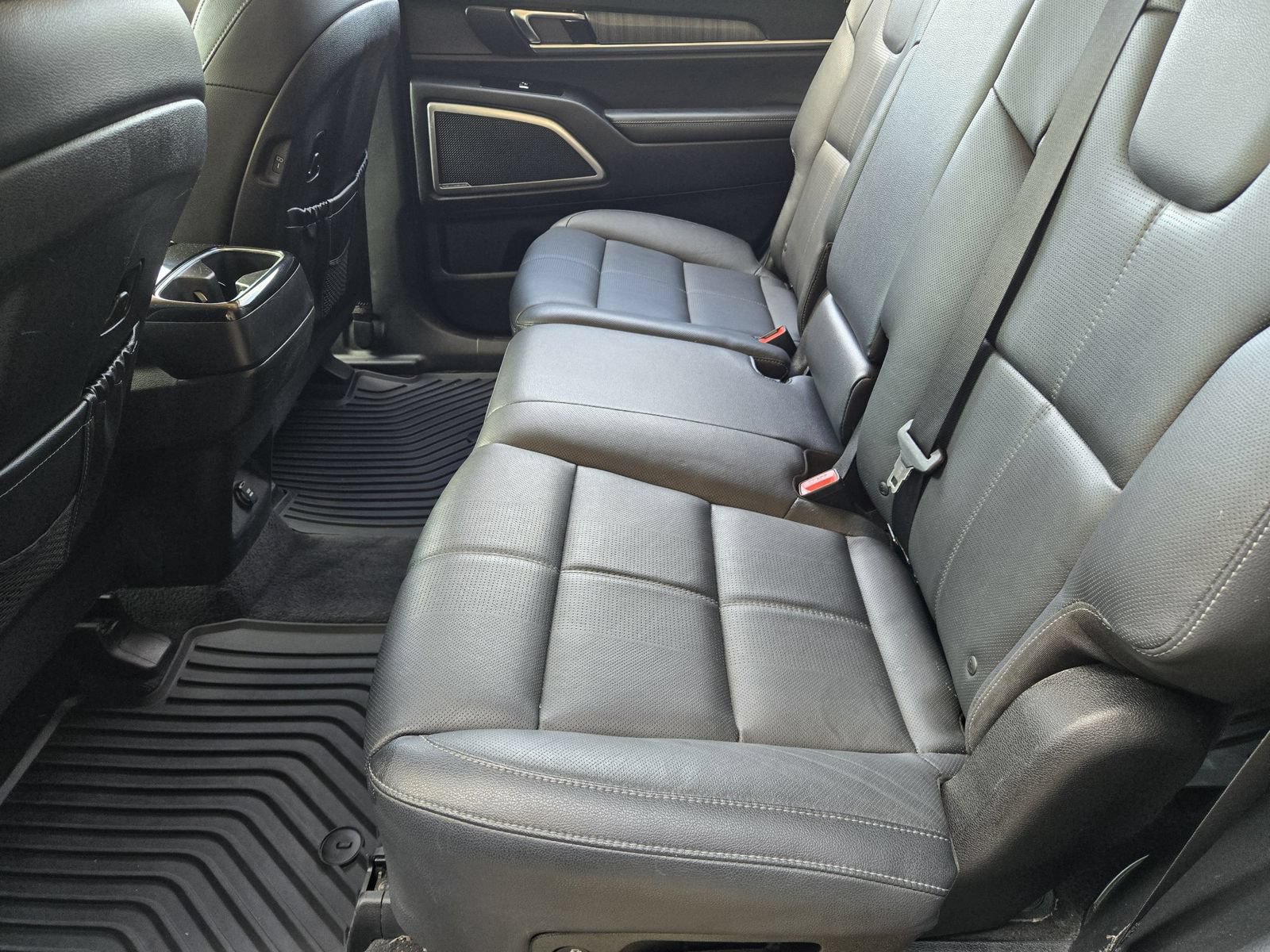 Used 2023 Kia Telluride EX FWD image 31