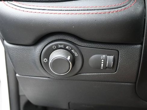 Used 2024 Dodge Durango GT AWD/4WD image 32