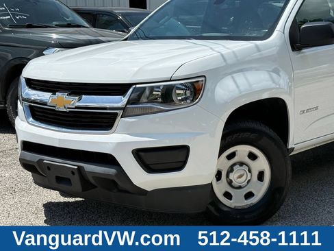 Used 2020 Chevrolet Colorado W/T w/ WT Convenience Package RWD image 2