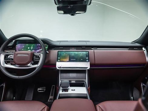New 2026 Land Rover Range Rover Long Wheelbase Autobiography AWD/4WD image 19