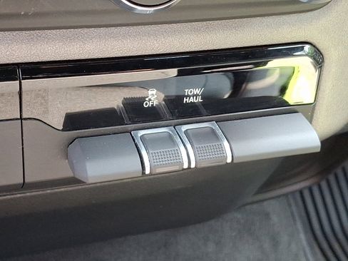 Certified 2022 RAM 1500 Big Horn image 23