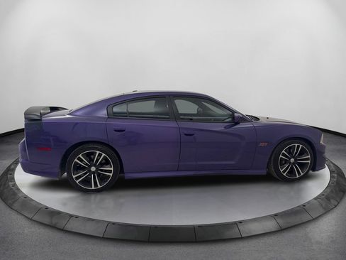 Used 2014 Dodge Charger SRT8 Super Bee w/ Convenience Group II RWD image 4