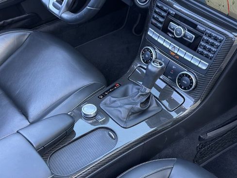 Used 2014 Mercedes-Benz SLK 250 image 26