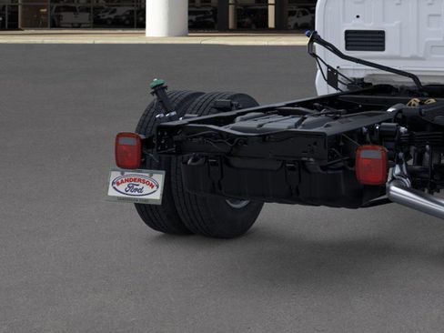New 2025 Ford F350 XL w/ XL Chrome Package image 21