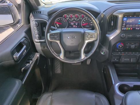 Used 2020 Chevrolet Silverado 1500 LT Trail Boss AWD/4WD image 18