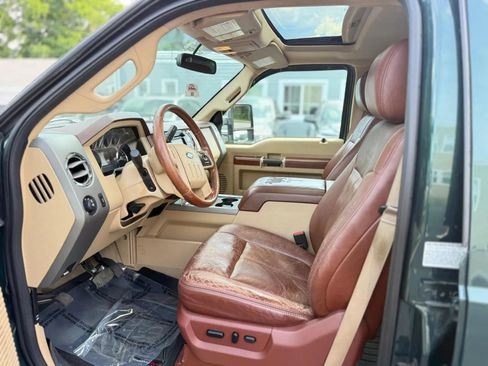 Used 2012 Ford F450 King Ranch w/ King Ranch w/Chrome Pkg AWD/4WD image 9