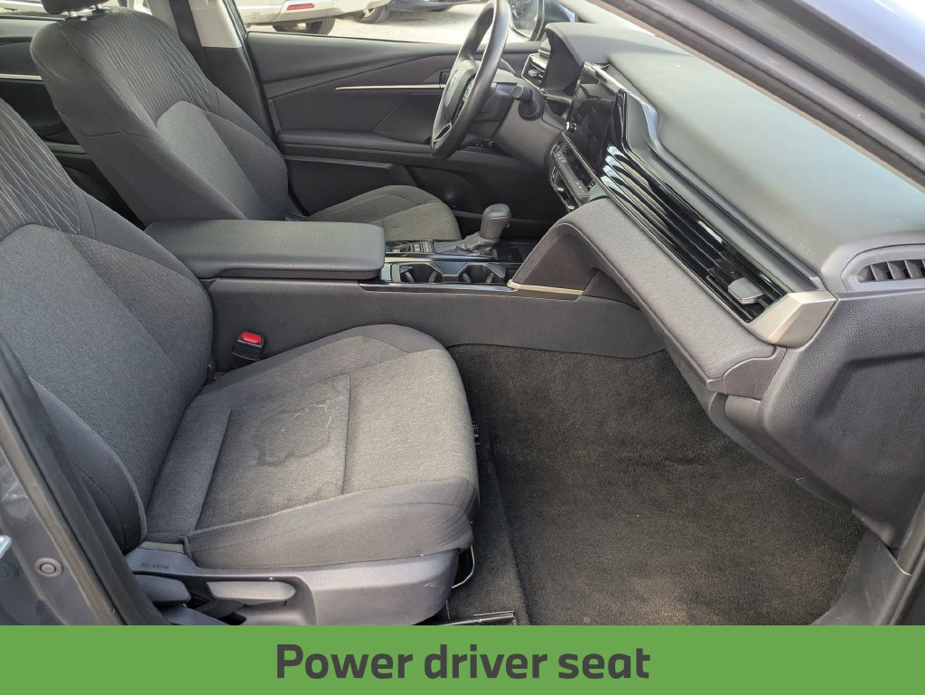 Used 2025 Toyota Camry SE FWD image 28