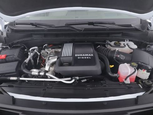 Used 2026 GMC Yukon Denali w/ Advanced Technology Package AWD/4WD image 15
