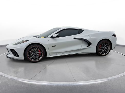 Used 2023 Chevrolet Corvette Stingray Premium Cpe w/ Z51 Performance Package RWD image 4