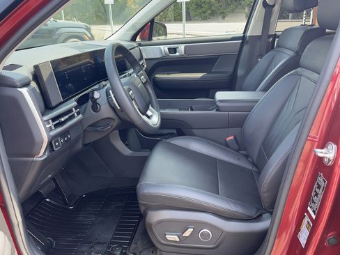 Certified 2024 Hyundai Santa Fe SEL AWD/4WD image 11