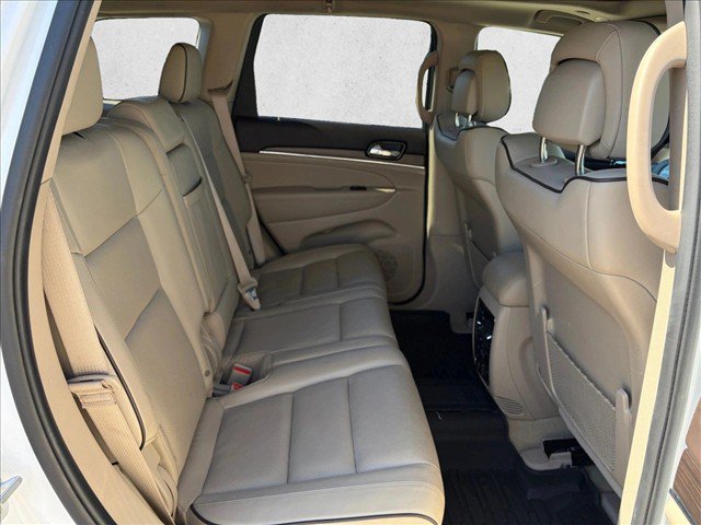 Used 2021 Jeep Grand Cherokee Overland AWD/4WD image 20