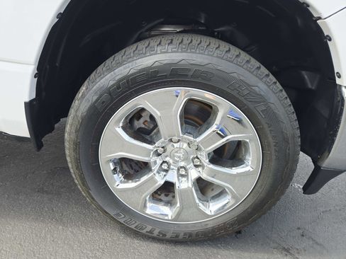 Used 2021 RAM 1500 Big Horn image 17