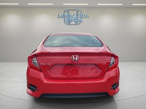 Used 2016 Honda Civic EX image 4