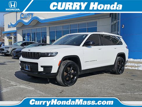 Used 2022 Jeep Grand Cherokee L Laredo image 1