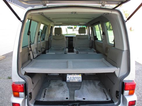 Used 2002 Volkswagen Eurovan GLS image 30