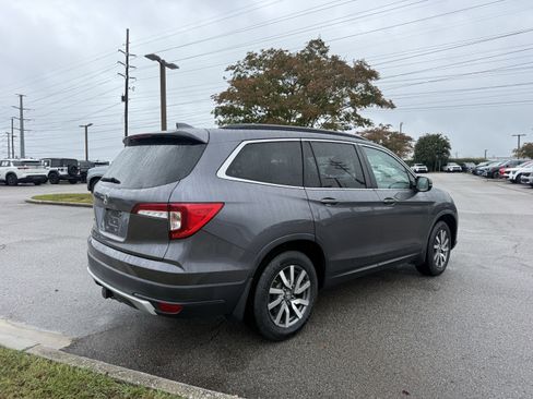 Used 2021 Honda Pilot EX image 12
