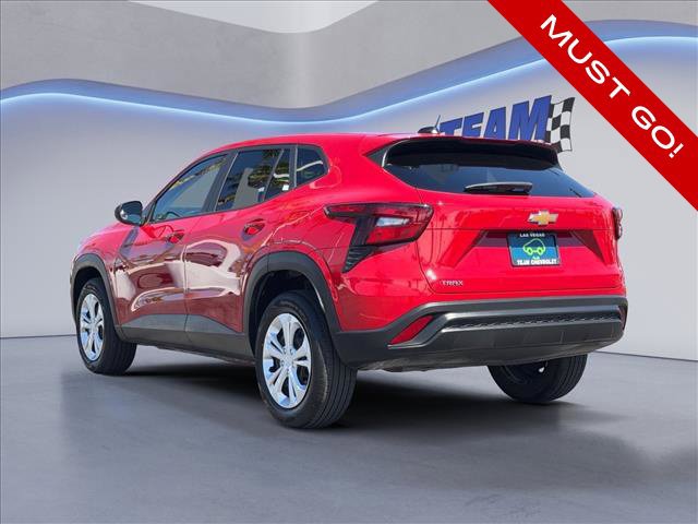 Certified 2026 Chevrolet Trax LS FWD image 3
