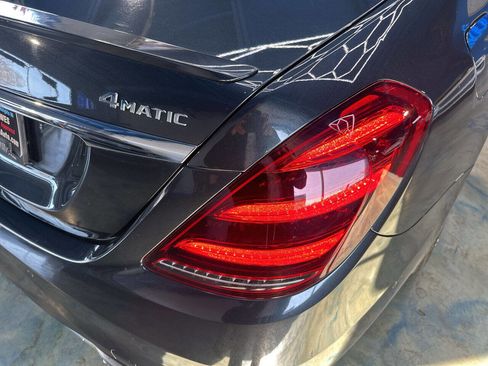Used 2019 Mercedes-Benz S 560 4MATIC Sedan image 40
