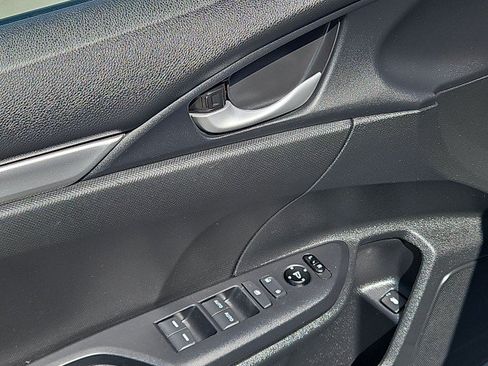 Used 2020 Honda Civic LX image 22
