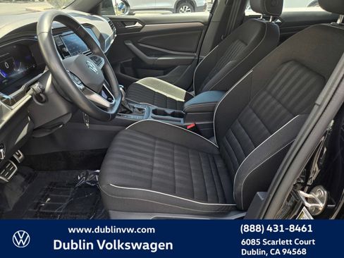 Used 2024 Volkswagen Jetta Sport FWD image 15