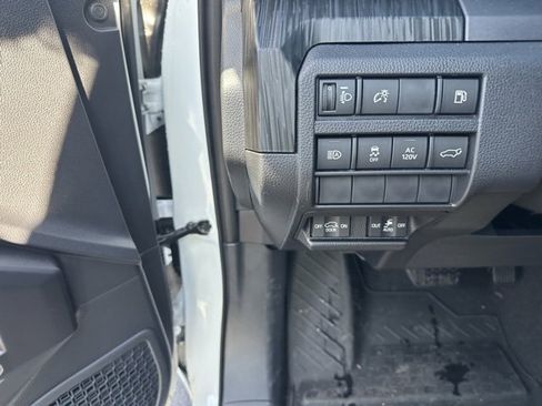 New 2025 Toyota 4Runner 4WD image 12