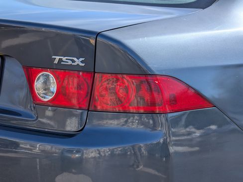 Used 2005 Acura TSX image 17