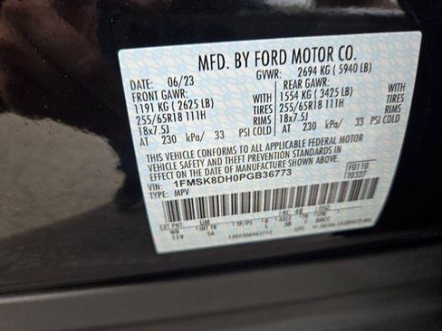 Certified 2023 Ford Explorer XLT w/ Equipment Group 202A AWD/4WD image 27