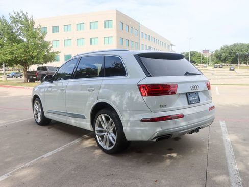 Used 2018 Audi Q7 3.0T Prestige w/ Prestige Package AWD/4WD image 5