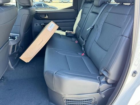 New 2025 Toyota Tundra Limited AWD/4WD image 32