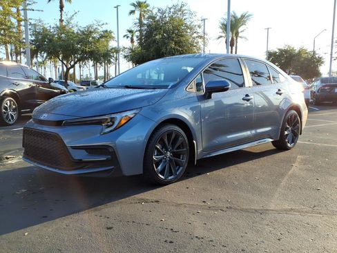 Certified 2025 Toyota Corolla SE FWD image 8