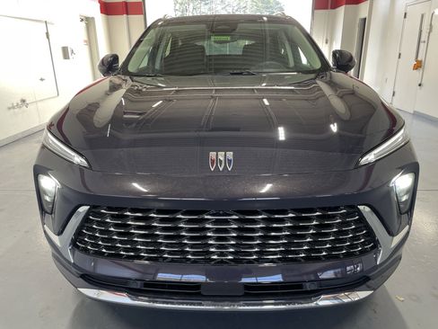 New 2026 Buick Envision Avenir image 2